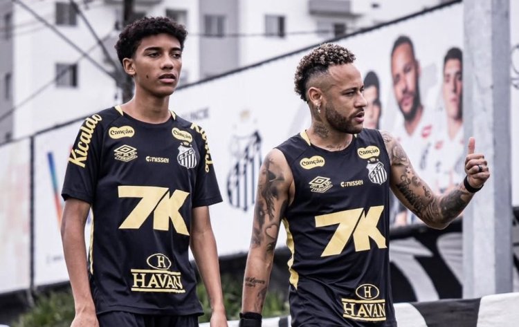 Neymar məşqdə onu driblinqlə keçən Robinyonun oğlu ilə dalaşdı
