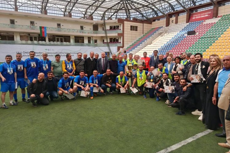   "Qarabağ" veteranlar arasında keçirilən turnirin qalibi oldu
