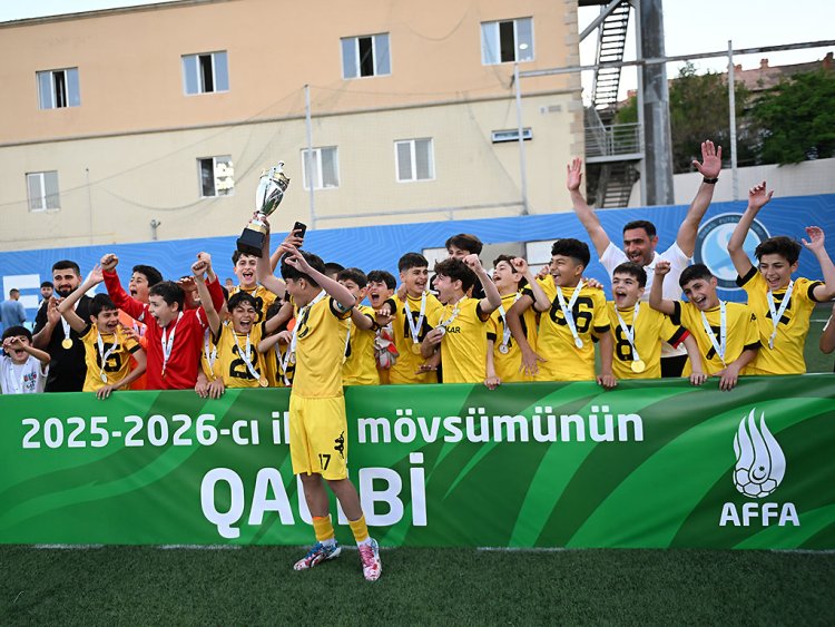 "Neftçi"nin daha bir komandası ölkə çempionu oldu - FOTOLAR