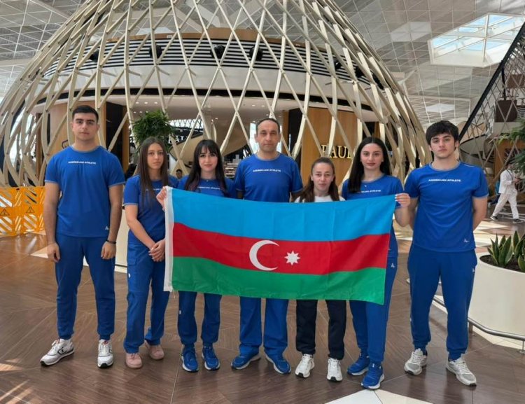   Stolüstü tennisçilər Çinə yollandılar