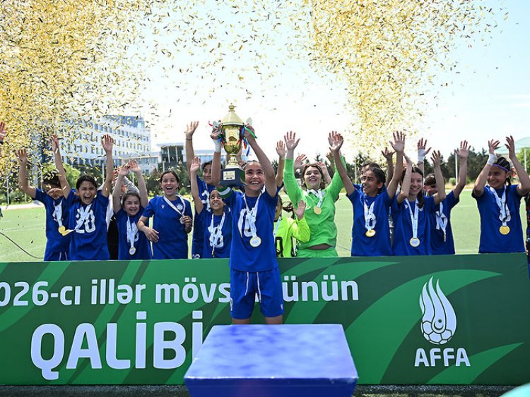 Qızlar Liqasında mövsümün qalibi və medalçıları mükafatlandırıldı  