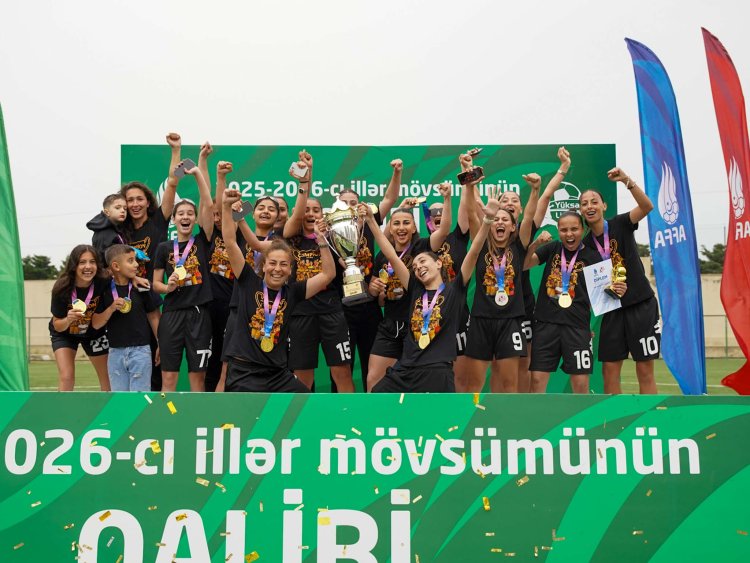 Çempion "Neftçi" kubok və qızıl medallara qovuşdu - FOTOLAR