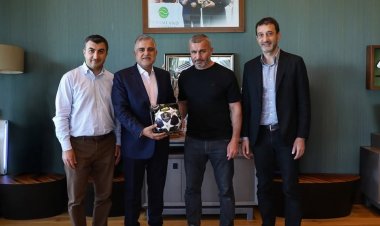 “Qarabağ” Futbol Klubunun İdarə Heyətinin növbəti iclası keçirildi