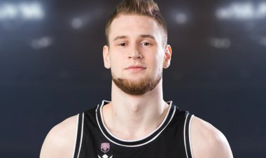   Yığmanın üzvü "Sabah"dan ayrıldı