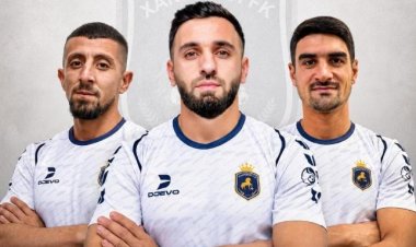 Azərbaycan çempionu üç futbolçusu ilə yollarını ayırdı