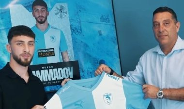 "Bir dəfə atama dedim ki, mən də belə klublarda oynayacağam"