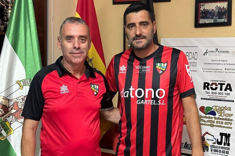 46 yaşlı Avropa çempionu 7-ci Liqa klubu ilə müqavilə bağladı