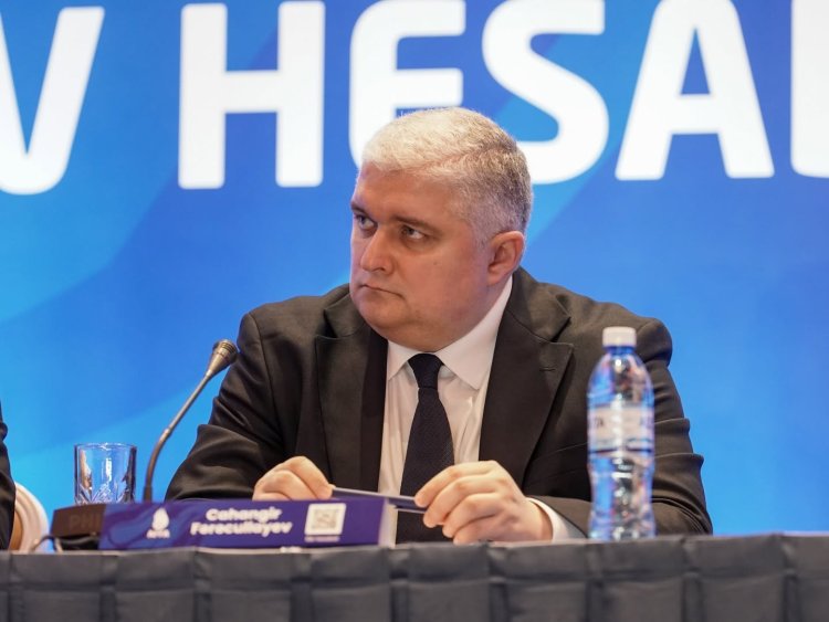 Baş katib FİFA-nın sammitində