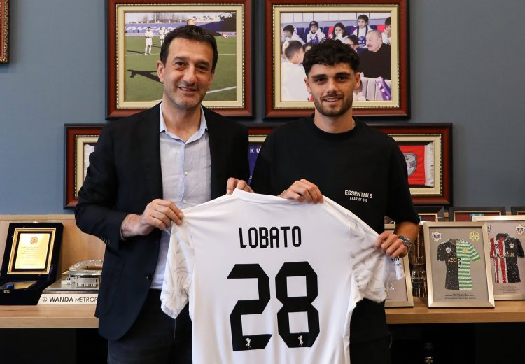  "Sportinq"in yetirməsi rəsmən "Qarabağ"da - 3 illik müqavilə