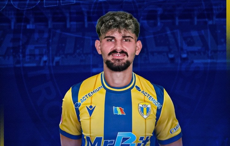 Millimizin futbolçusu Rumıniya klubu ilə müqavilə bağladı - RƏSMİ