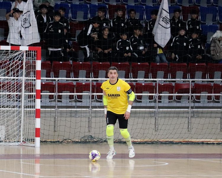 Kapitan: "Bakıda qrupun favoriti ilə başabaş mübarizə aparmaq olar"