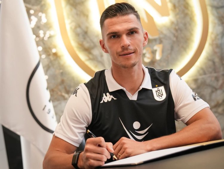 "Neftçi" Slovakiya millisinin hücumçusunu transfer etdi