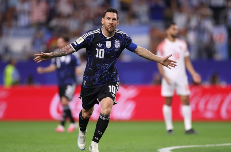 Messi mundiallardakı 19-cu qolunu cərimə zərbəsindən vurdu - VİDEO