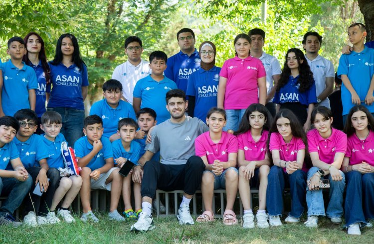 FOTO: İmaməddin Xəlilov şəhid övladları üçün ustad dərsi keçdi
