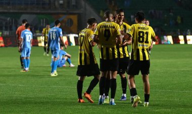 ÇL: "Kayrat" qələbə qazandı, Zamiq Əliyevin komandası heç-heçə etdi