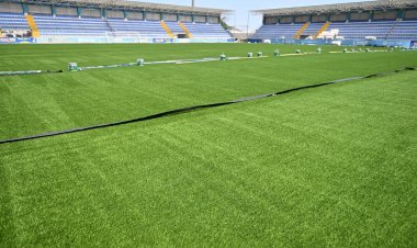 AFFA Bayıl stadionunda ot örtüyünü dəyişdirir - FOTOLAR