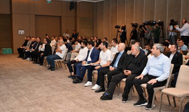 Elxan Səmədov yenidən Peşəkar Futbol Liqasının prezidenti oldu