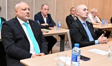 PFL-ə seçkidə nələr oldu? - FOTO