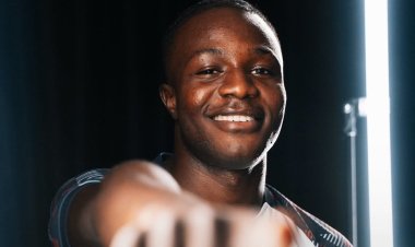 Emmanuel Addai Yüksək Liqa klubu ilə 3 illik müqavilə bağladı 