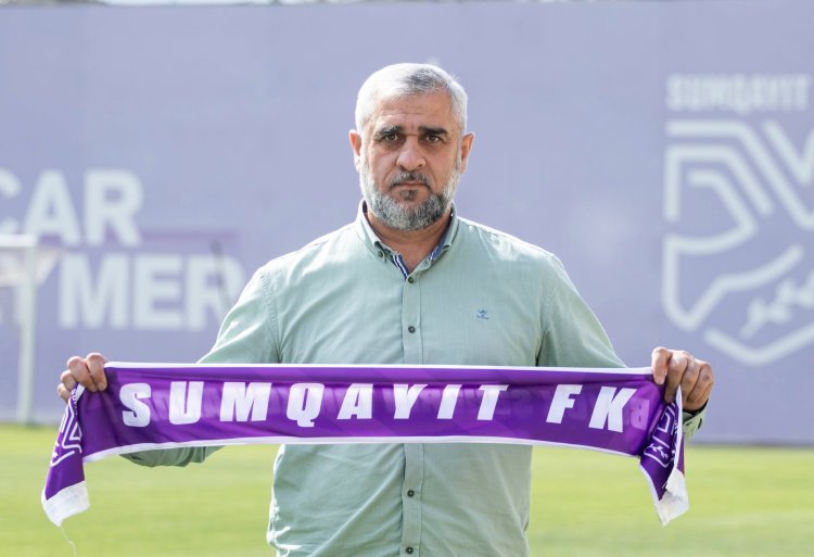   Adil Şükürov "Sumqayıt"da