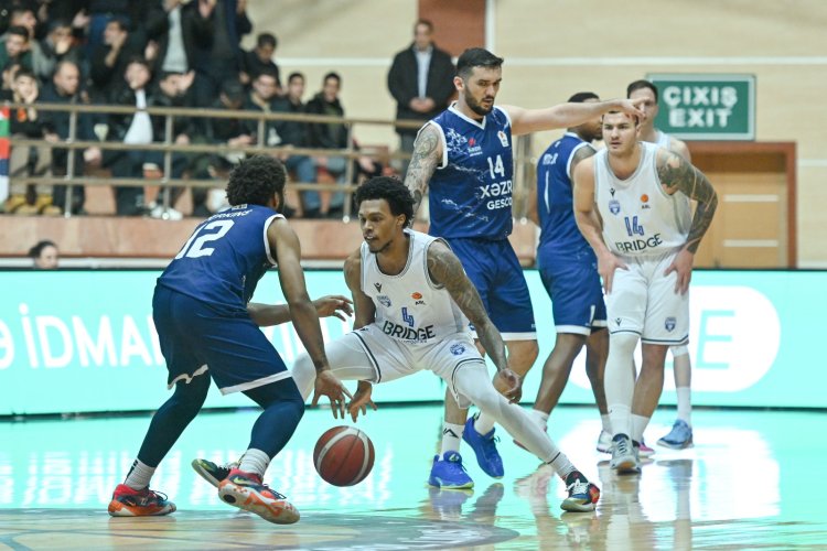  Millinin üzvü "Neftçi"dən getdi