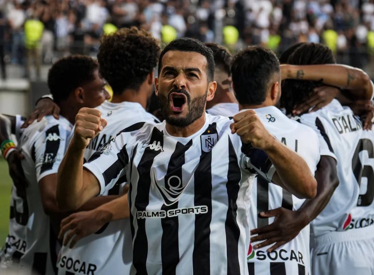 Emin Mahmudovdan yubiley qolu