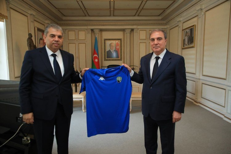  "Kəpəz"in İdarə Heyətinin sədri Gəncənin icra başçısı ilə görüşdü