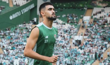 Toral "Bursaspor"da rəsmi debütünü qələbə ilə qeyd etdi