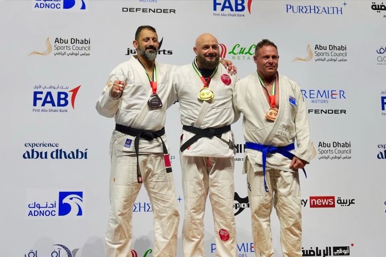  Azərbaycanın iki idmançısı Əbu-Dabi yarışında qızıl medal qazandı