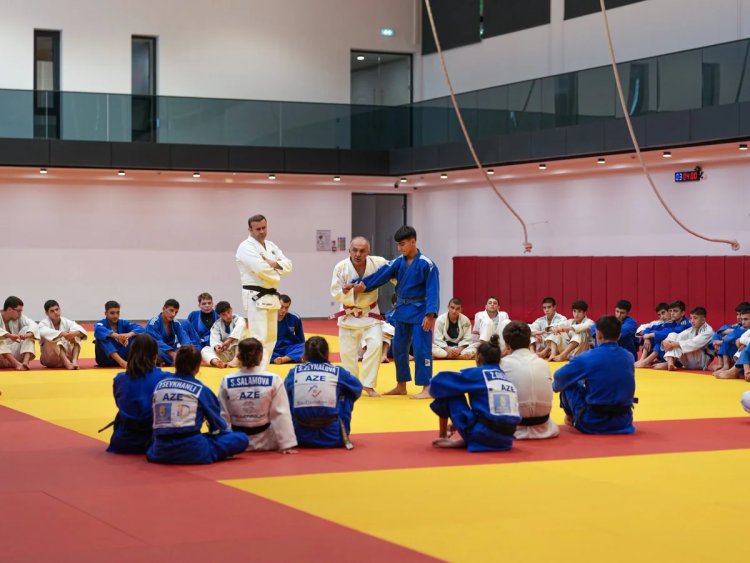 Dünya çempionatından öncə cüdoçularımız üçün seminar