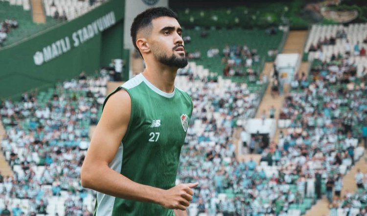 Toral "Bursaspor"da rəsmi debütünü qələbə ilə qeyd etdi