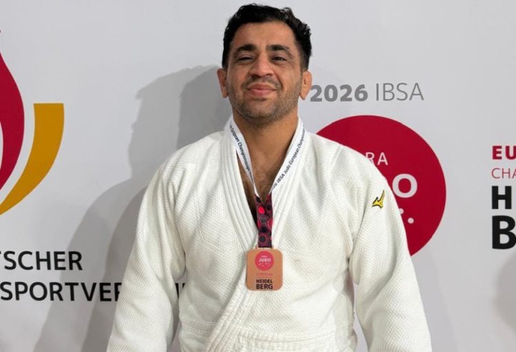  Saleh Sultanov Almaniyada AÇ-də bürünc medal qazandı