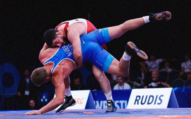 Daha 5 güləşçimiz bu gün tatami üzərinə çıxır - Dünya çempionatı