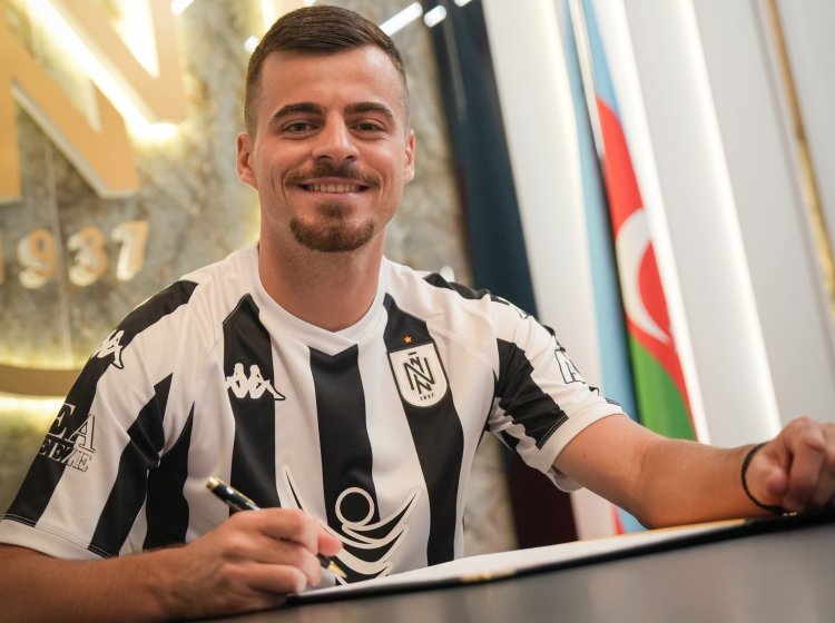 "Neftçi" Saviçi transfer etdi 
