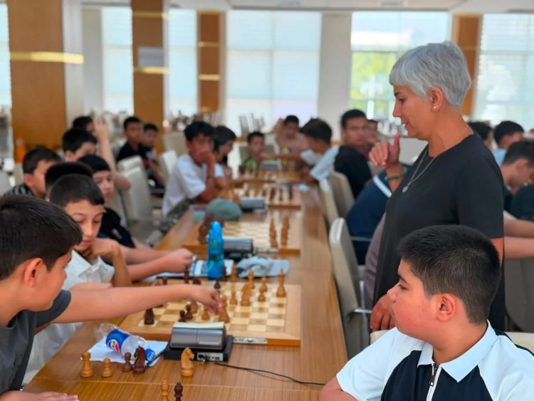  Azərbaycanlı dünya çempionundan Türkmənistanda "ustad dərsi"