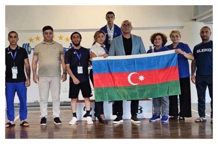  Məhəmməd Rüstəmli Avropa birinciliyində 3 medal qazandı