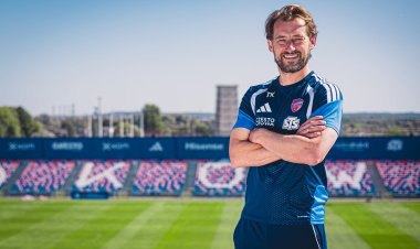Mahir üçün yeni məşqçi gəldi 