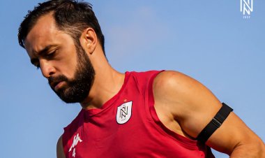 "Neftçi" Elvinlə vidalaşdı - RƏSMİ 