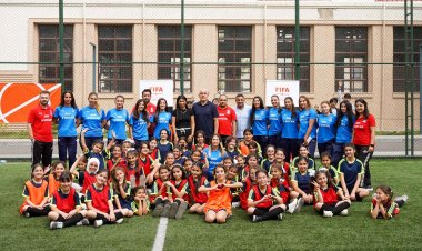  Şuşa şəhər məktəbində “FIFA Campaign” futbol festivalı keçirildi