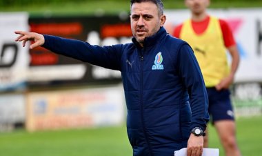 Ayxan Abbasov Nərimanın U-21-ə göndərilməsinin səbəbini açıqladı 