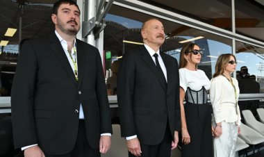Azərbaycan prezidenti və ailəsi Formula 1 yarışını izləyirlər