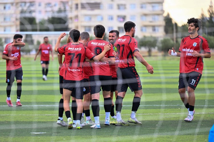 "Şirvan" öz meydanında rəqib qapısından 6 cavabsız top keçirdi