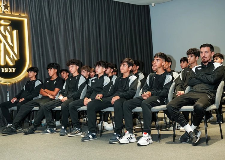  "Palms Sports" Futbol Mərkəzində "Neftçi" üçün seminar təşkil edildi
