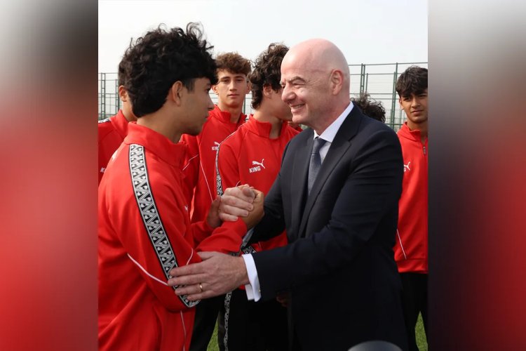 Canni İnfantino Azərbaycan millisi ilə görüşünü paylaşdı