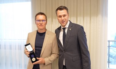 Dambrauskasa Litva Futbol Federasiyasının ordeni verildi