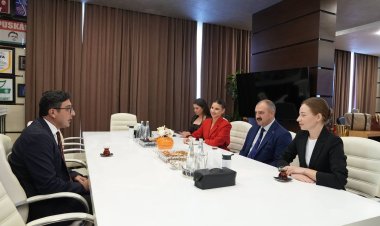  Fərid Qayıbov Bakıda səfərdə olan Viktor Lukaşenko ilə görüşdü