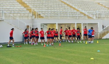  Azərbaycan milli komandası Türkiyədə "Antalyaspor"la üz-üzə