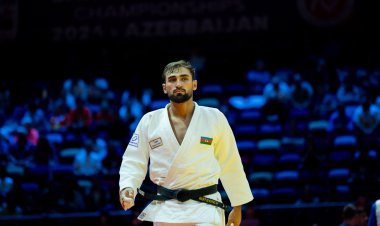 Azərbaycanın Olimpiya çempionu DÇ-də mübarizəni erkən dayandırdı
