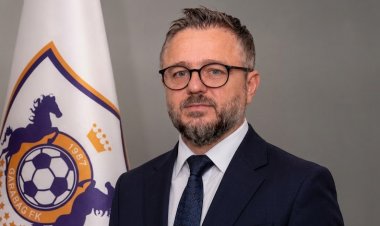 "Qarabağ" Anar Hacıyevlə vidalaşdı