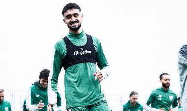 Toral Bayramov meydana çıxdı - "Bursaspor" ev qələbəsinə sevindi
